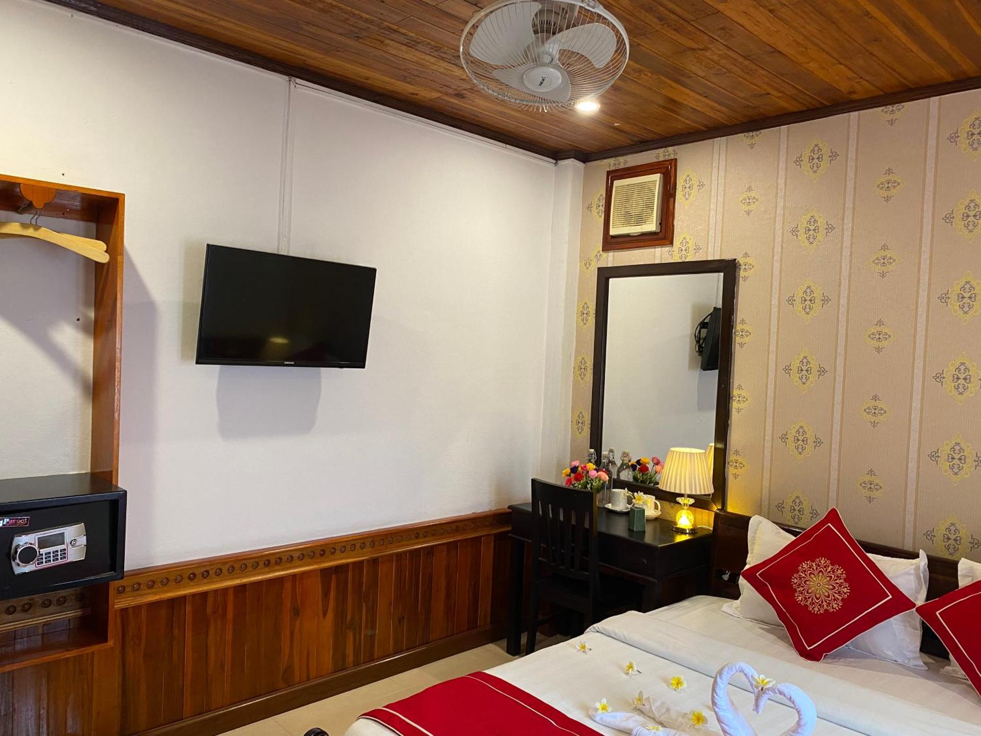 Golden Lotus Boutique Hotel Luang Prabang Esterno foto