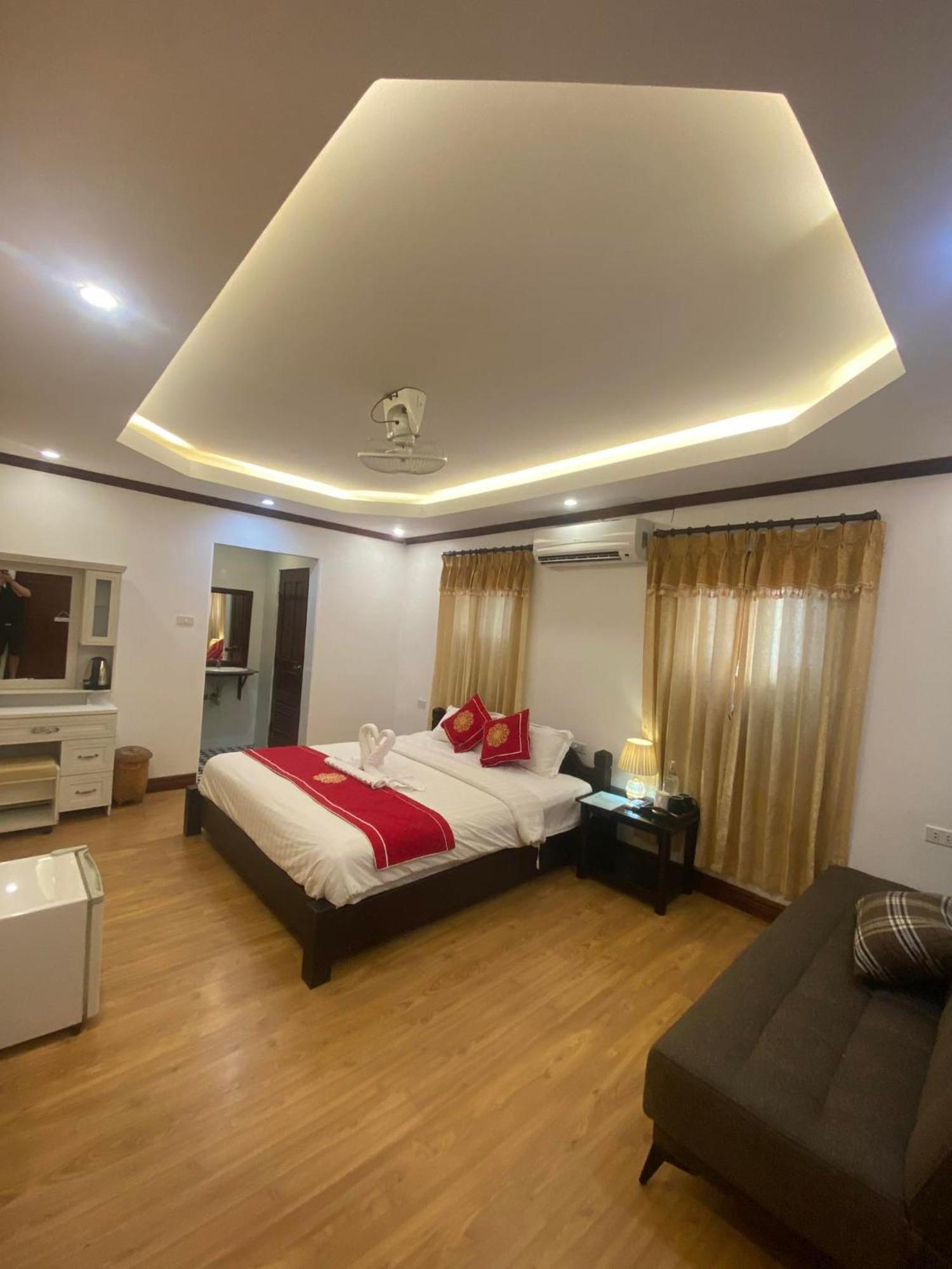 Golden Lotus Boutique Hotel Luang Prabang Esterno foto