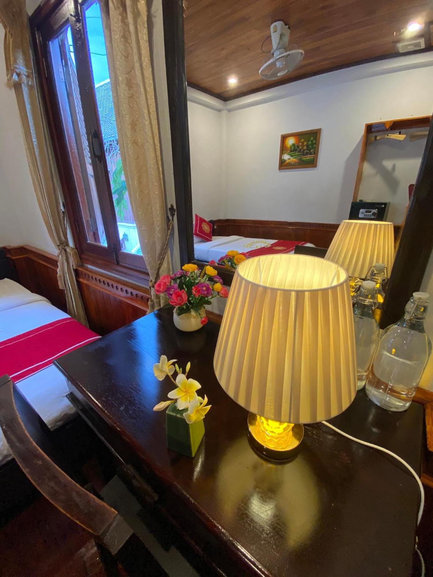 Golden Lotus Boutique Hotel Luang Prabang Esterno foto