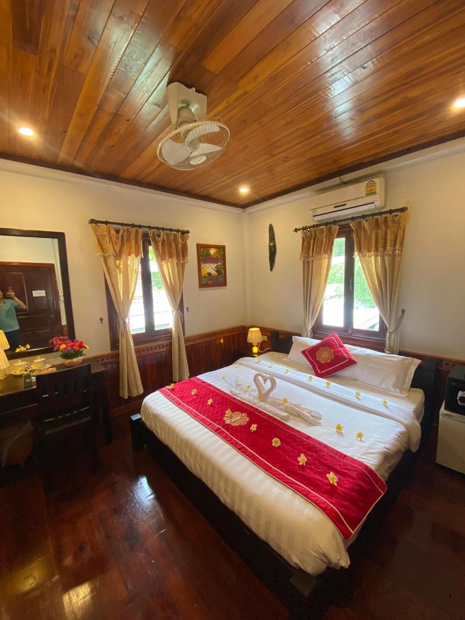 Golden Lotus Boutique Hotel Luang Prabang Esterno foto