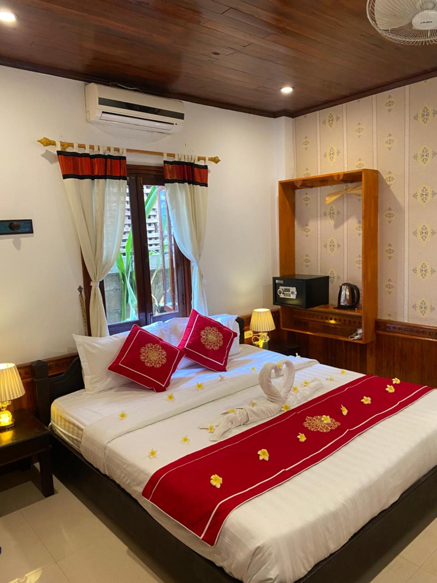 Golden Lotus Boutique Hotel Luang Prabang Esterno foto