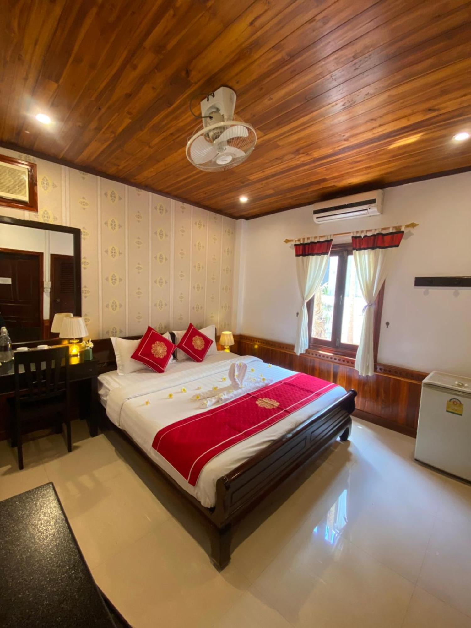Golden Lotus Boutique Hotel Luang Prabang Esterno foto