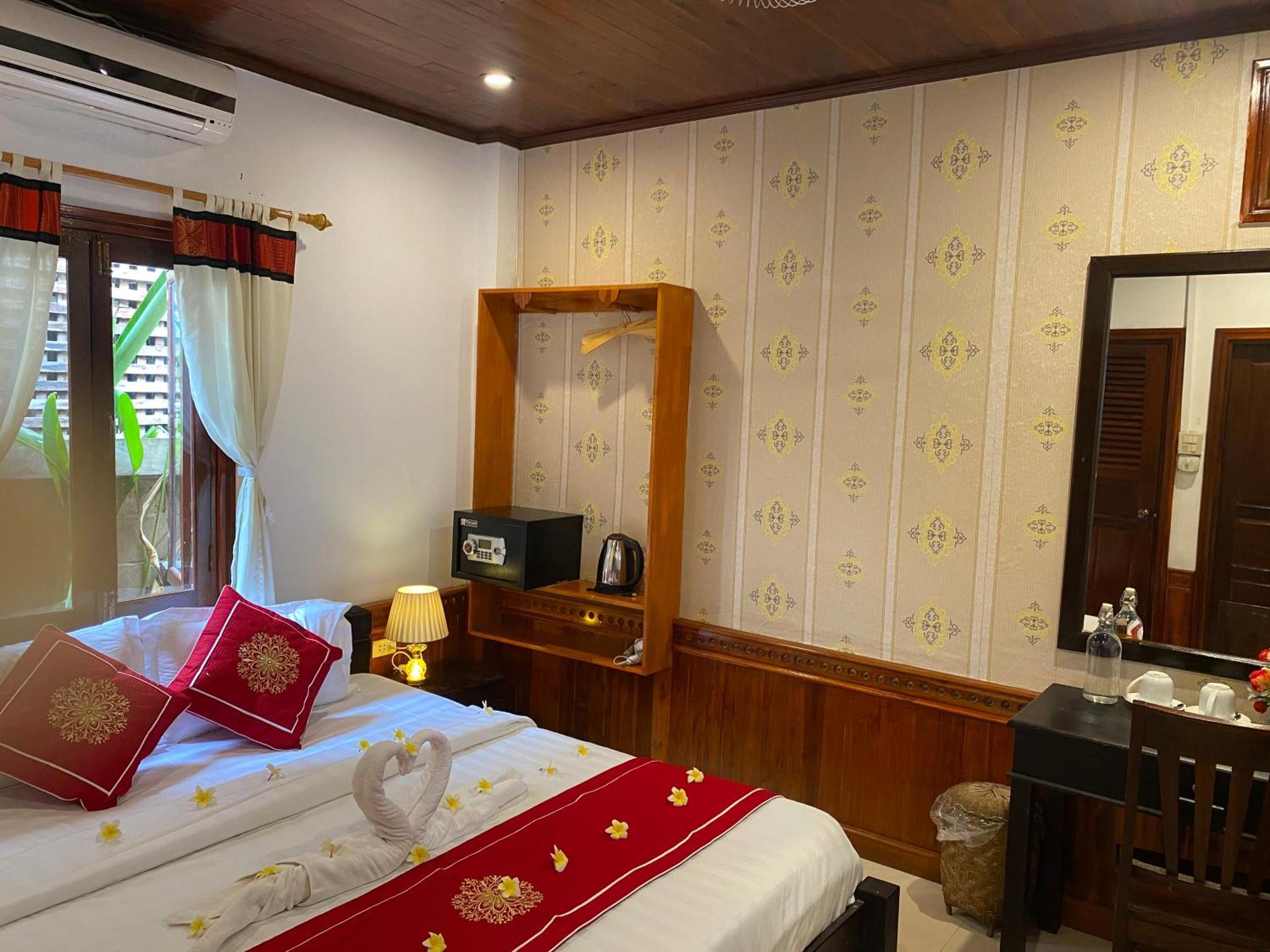 Golden Lotus Boutique Hotel Luang Prabang Esterno foto