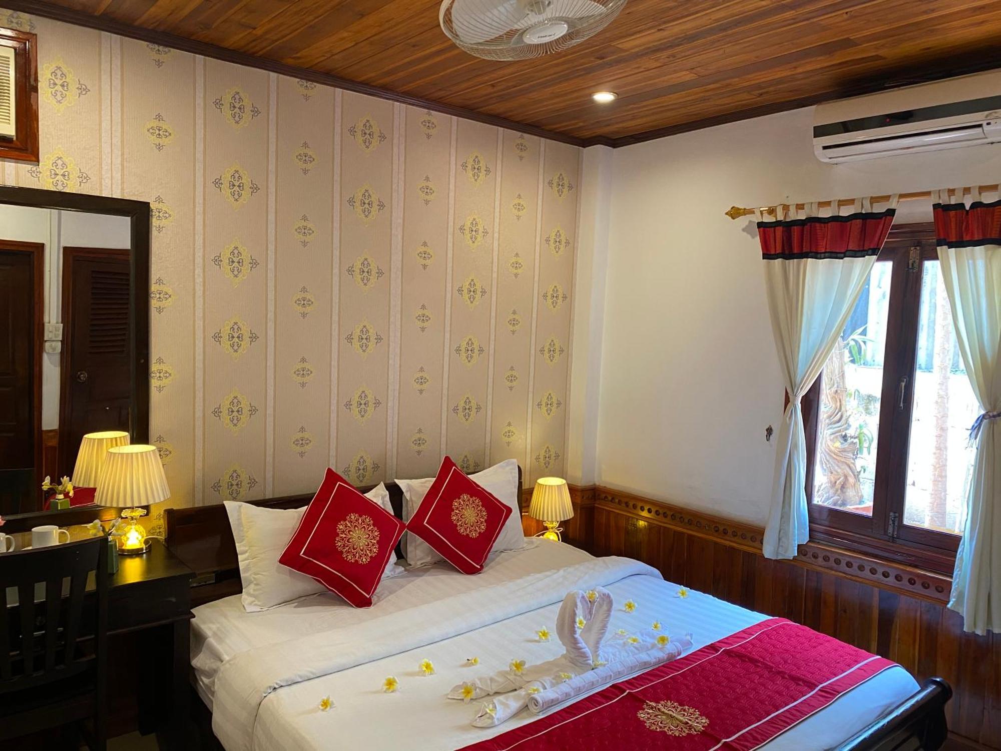 Golden Lotus Boutique Hotel Luang Prabang Esterno foto